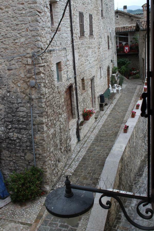 Il Castello Sul Lago Arrone Εξωτερικό φωτογραφία