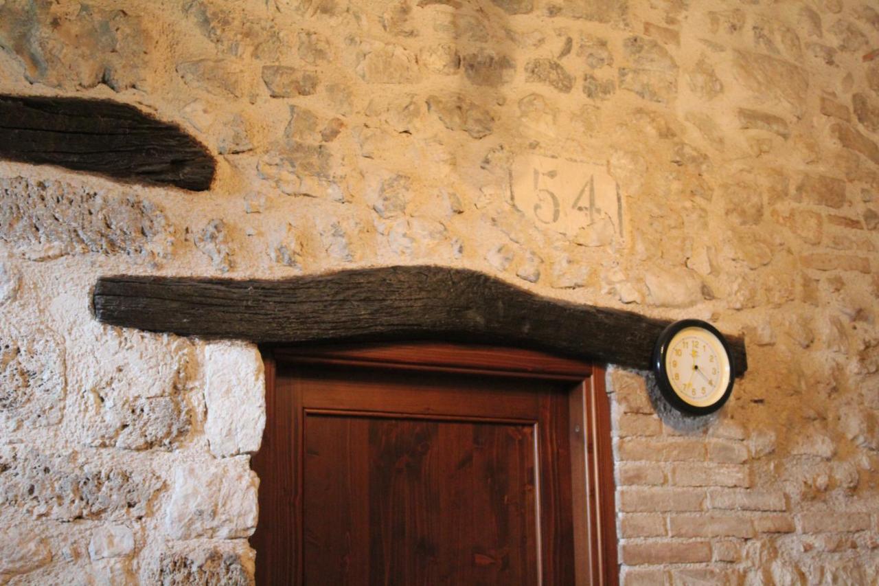 Il Castello Sul Lago Arrone Εξωτερικό φωτογραφία