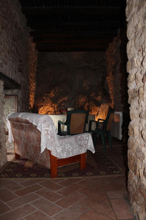 Il Castello Sul Lago Arrone Εξωτερικό φωτογραφία