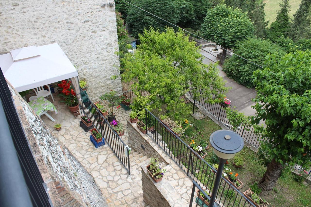 Il Castello Sul Lago Arrone Εξωτερικό φωτογραφία